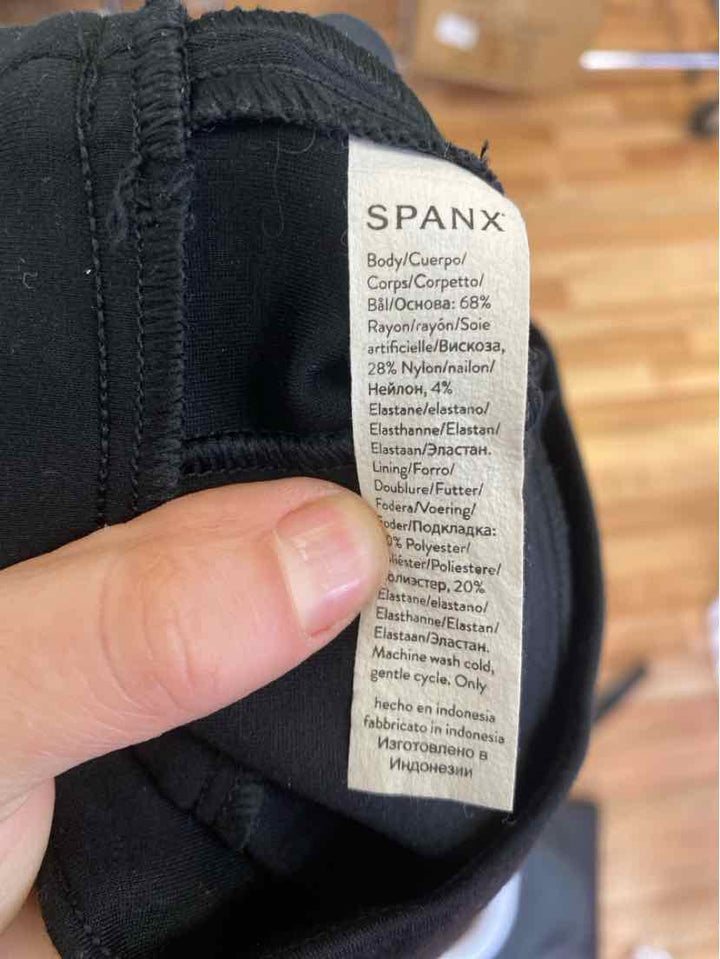 Size L SPANX Black Pants