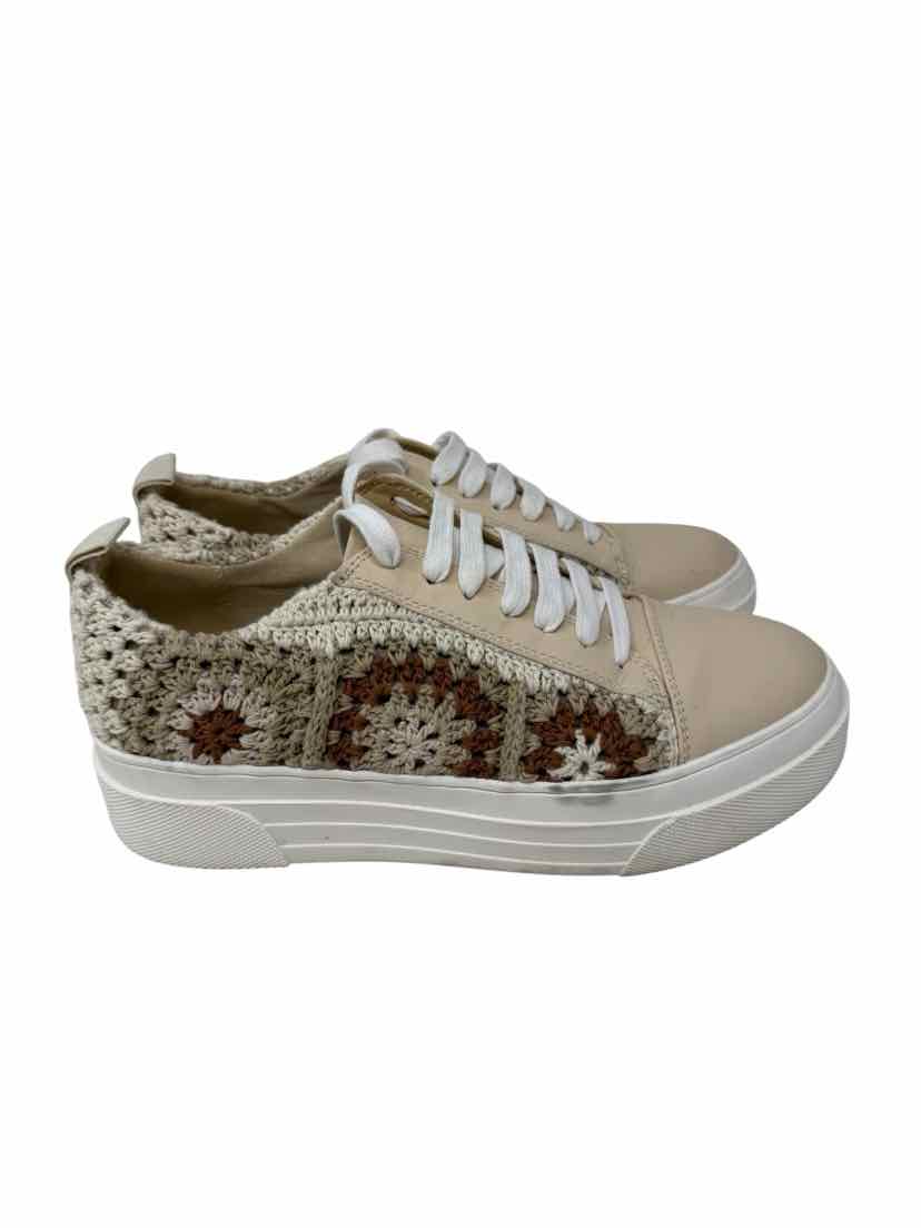Shoe Size 8 LUCKY Beige Sneakers
