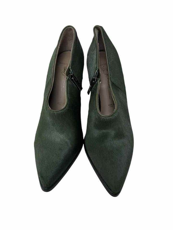 Shoe Size 7 DONALD PLINER Green Calf Hair Pumps