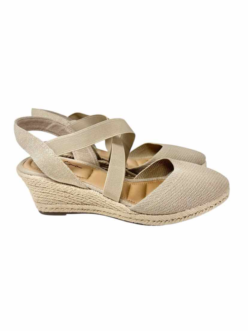 Shoe Size 10 Me Too Tan Sandals