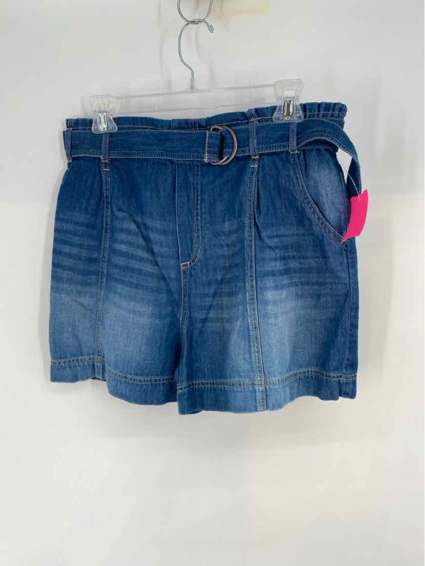 Size M SOFIA VERGARA Denim Shorts