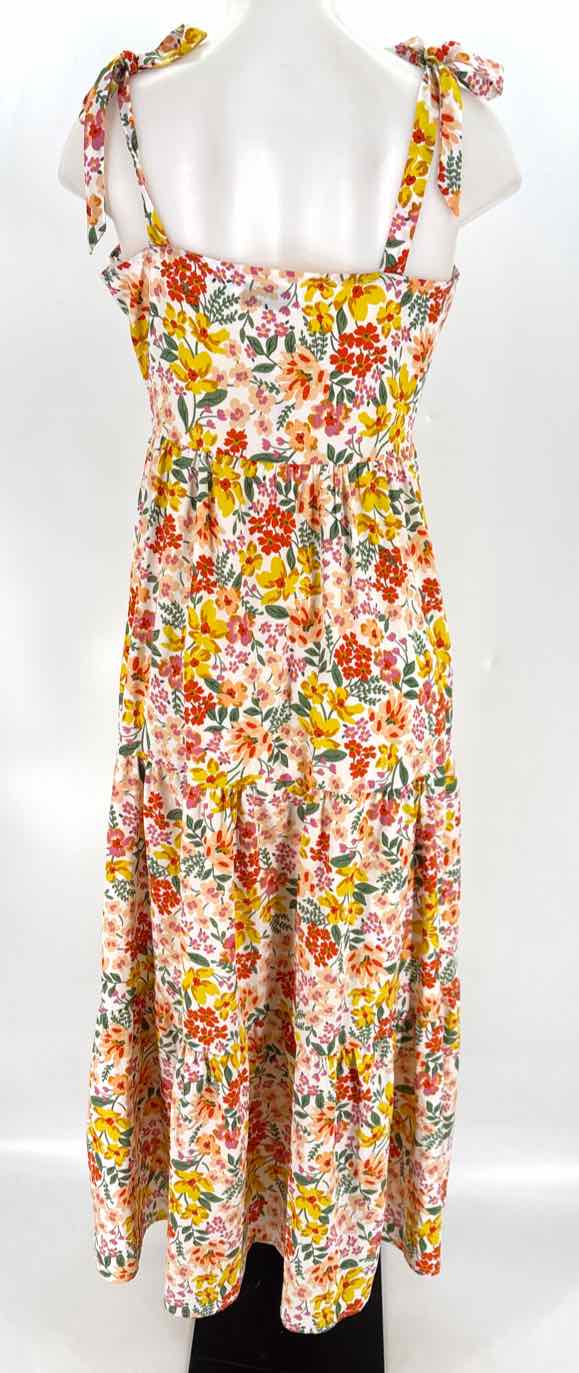 Size 8 Multi-Color Dress