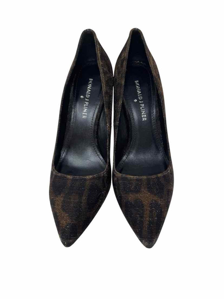 Shoe Size 7 DONALD PLINER Tan Leather Pumps