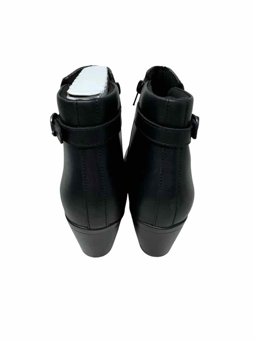 Shoe Size 10 CLARKS Black Boots