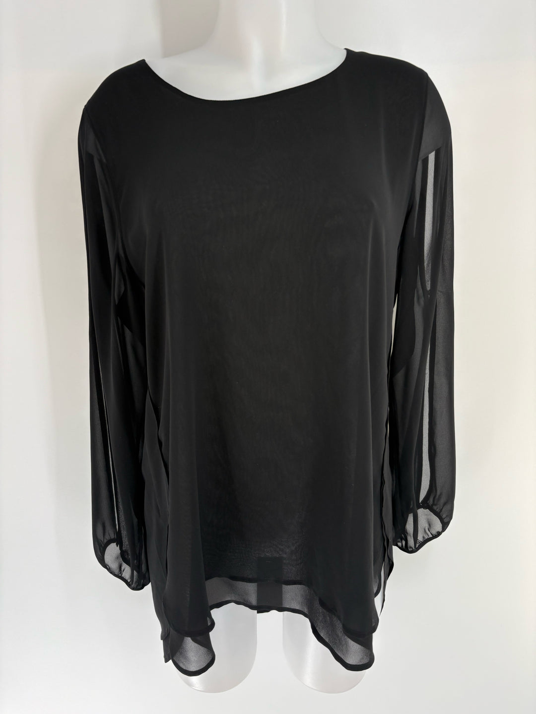 Size M Chico's Black Shirt