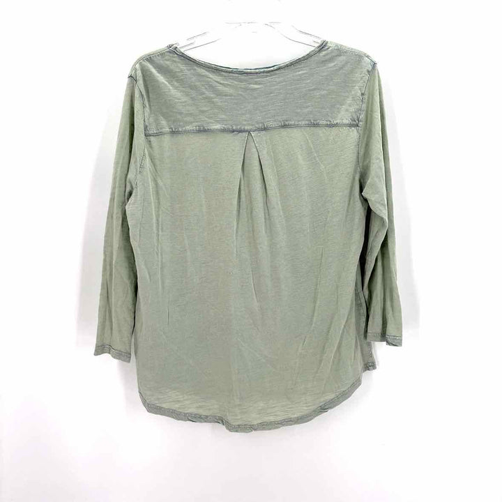 Size L LUCKY Green Shirt