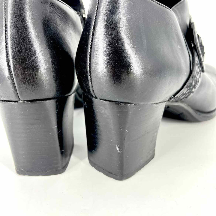 Shoe Size 8 CLARKS Black Leather Boots