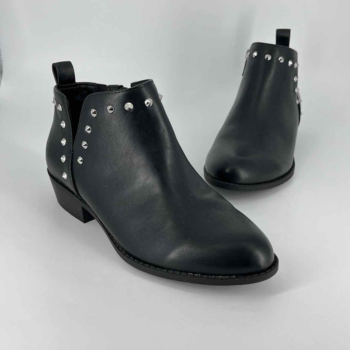 Shoe Size 7 Torrid Black Faux Leather Boots