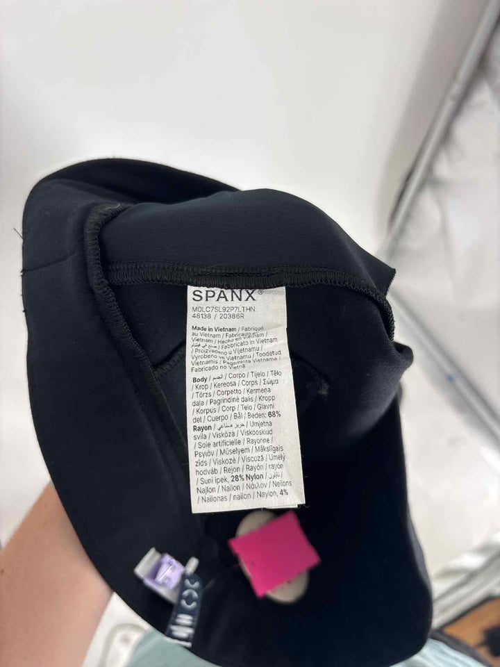 Size L SPANX Black Pants
