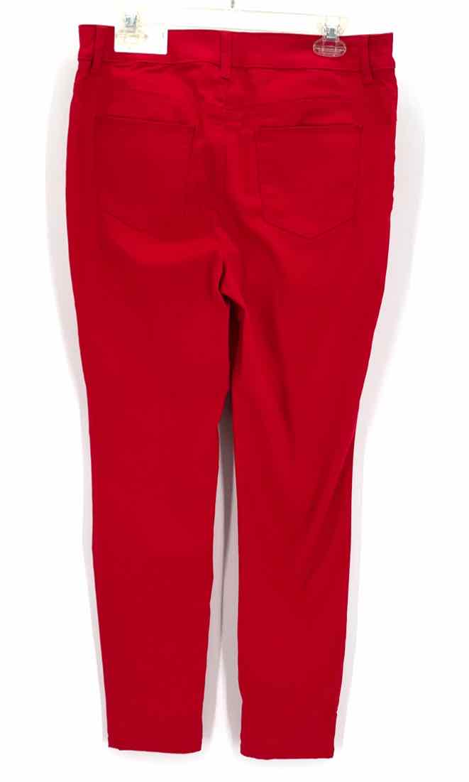 Size M Chico's Red Pants