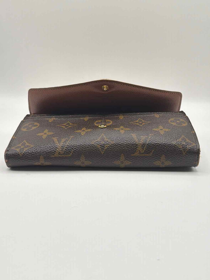 Louis Vuitton Luxury - Wallet