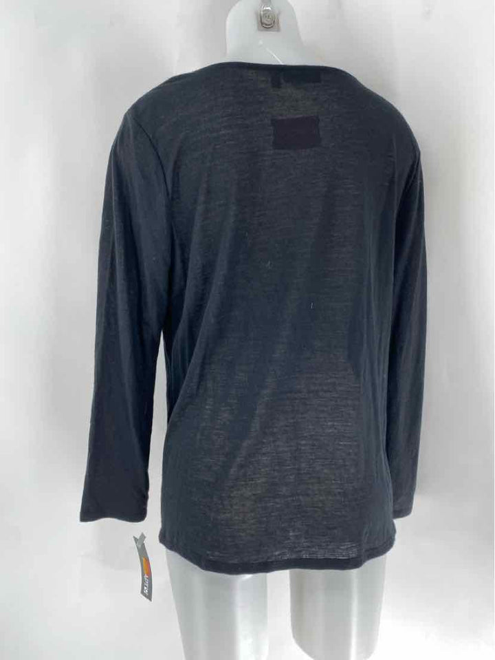 Size XL APT 9 Black Shirt