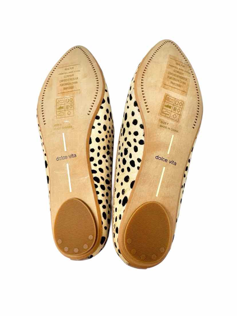 Shoe Size 7 Dolce Vita Tan Flats