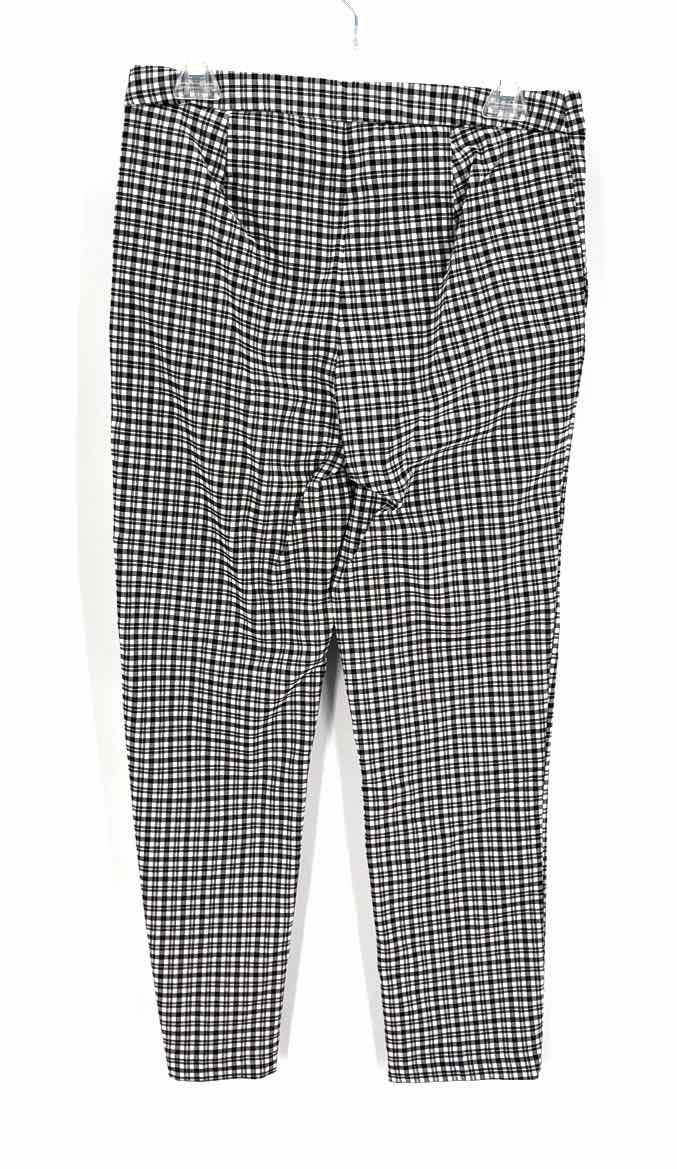 Size 8 Black/White Pants