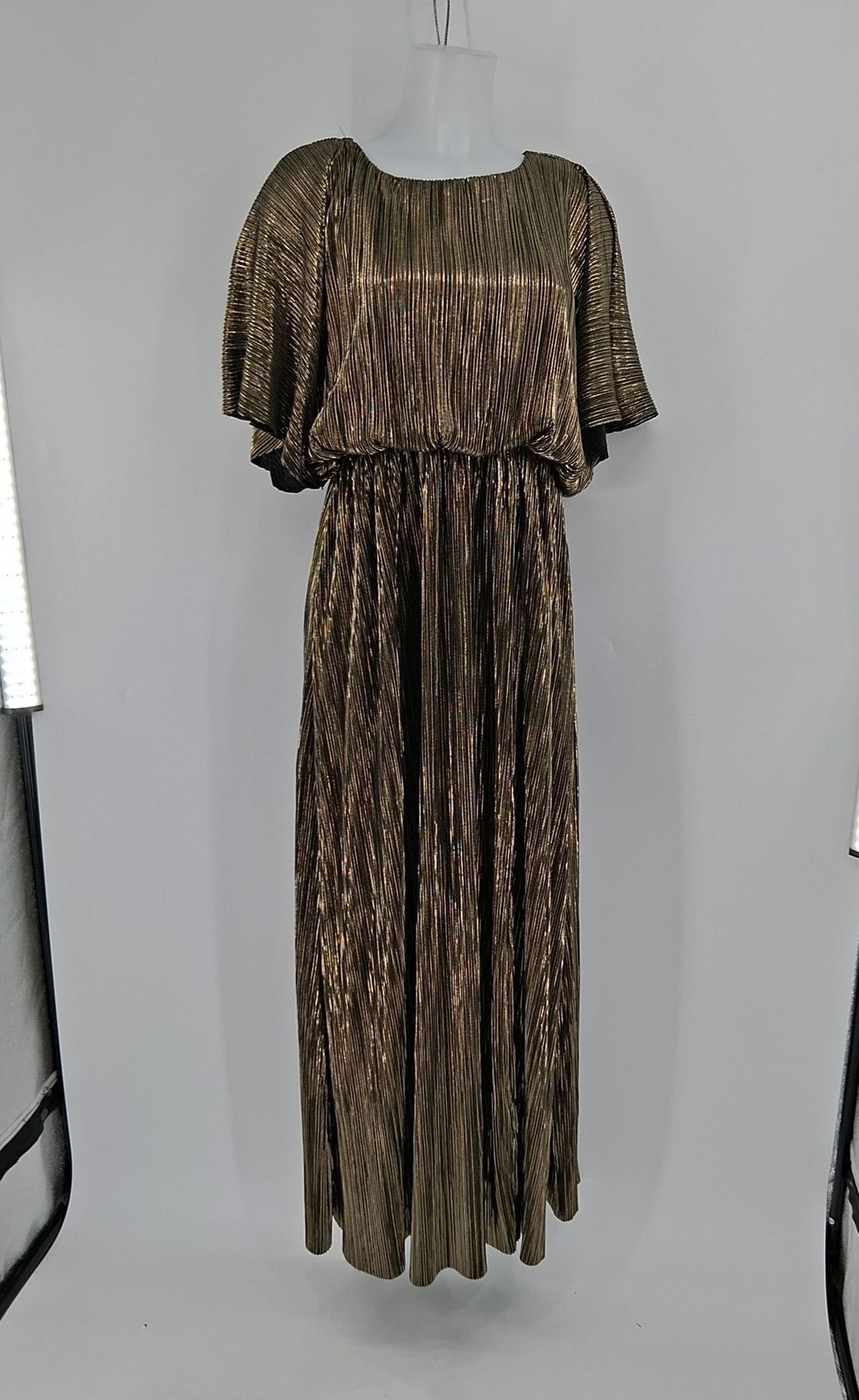 Size S SEE AND BE SEEN Gold Dress