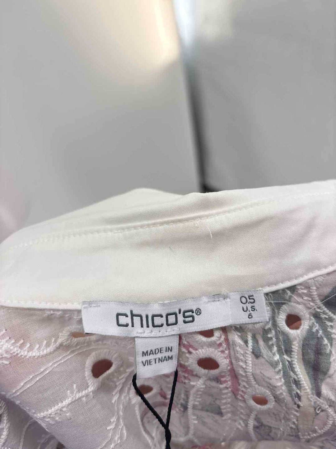 Size S Chico's White Print Shirt