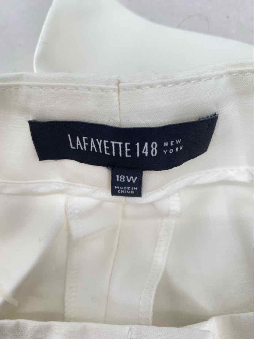 Size 18 LAFAYETTE White Capri