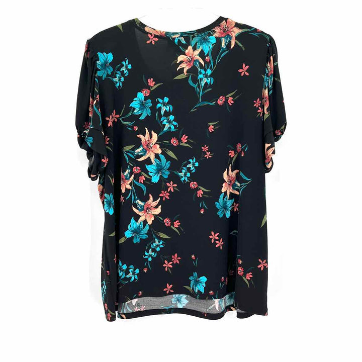Size 2X CECE Black Shirt