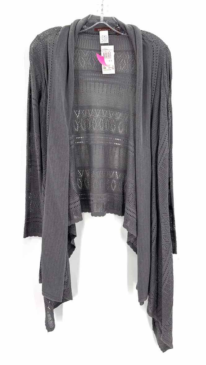 Size XL 525 AMERICA Gray Knit Sweater