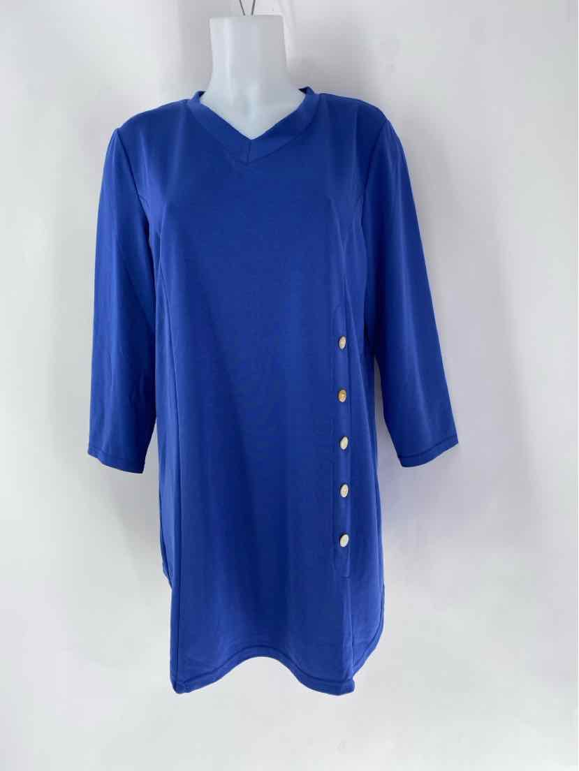 Size M Blue Shirt