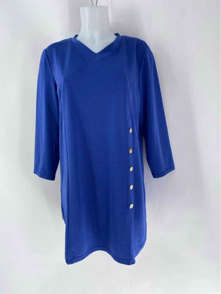 Size M Blue Shirt