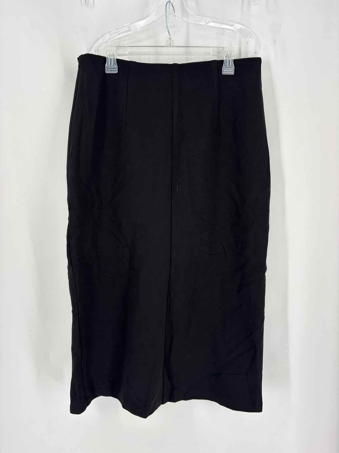 Size 16 Anthropologie Black Capri
