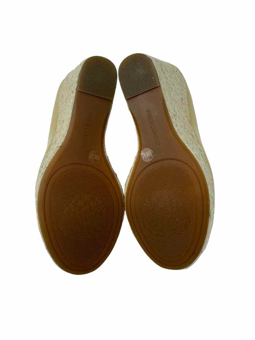 Shoe Size 8 Vince Camuto Beige PATENT Pumps