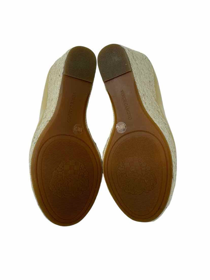 Shoe Size 8 Vince Camuto Beige PATENT Pumps