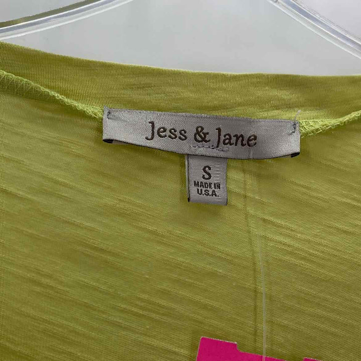 Size S JESS & JANE Green Shirt
