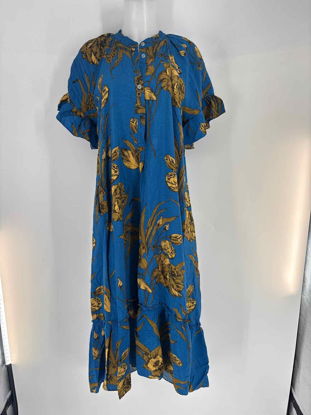 Size M Anthropologie Blue Print Dress