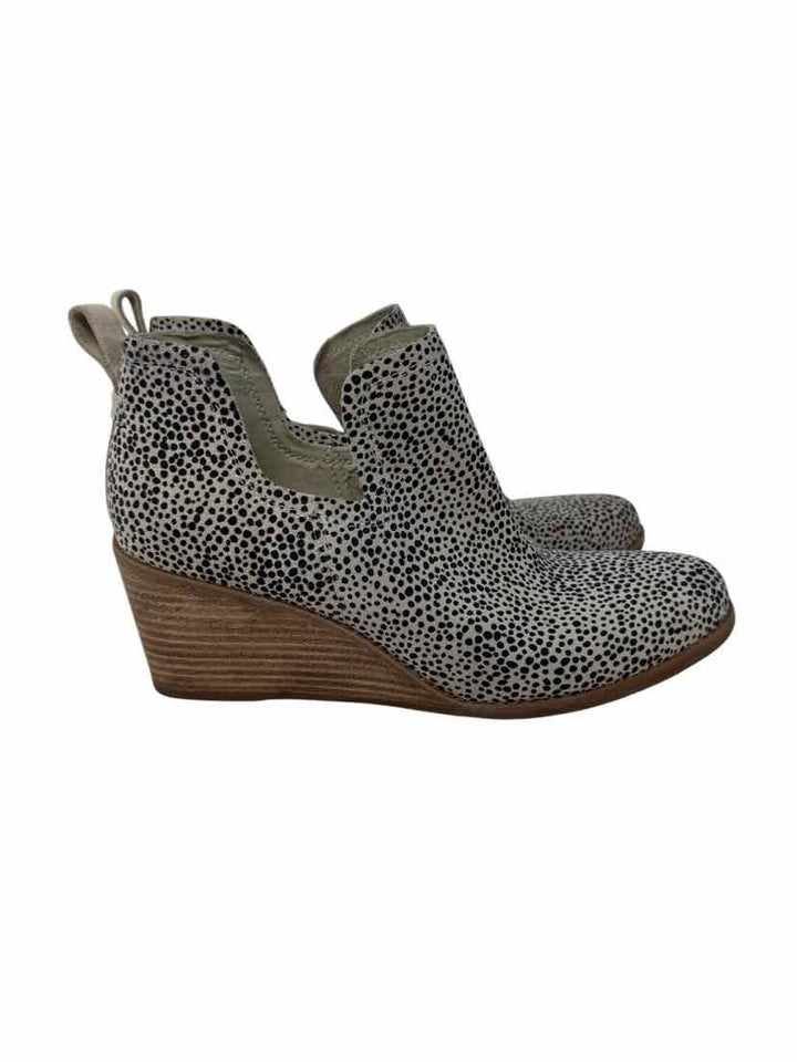 Shoe Size 9.5 Toms Multi-Color Boots