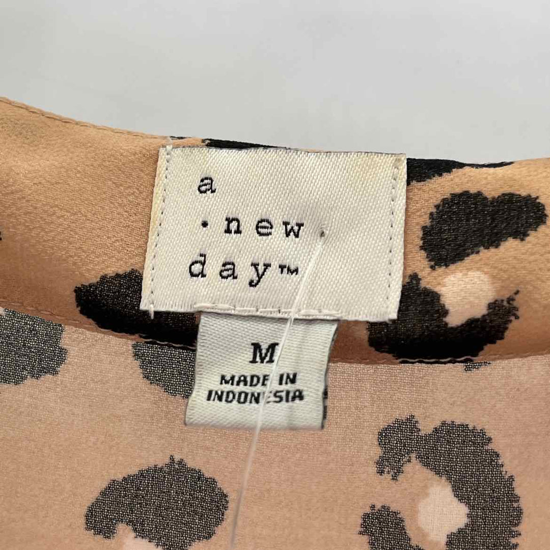 Size M A NEW DAY Brown Print Shirt
