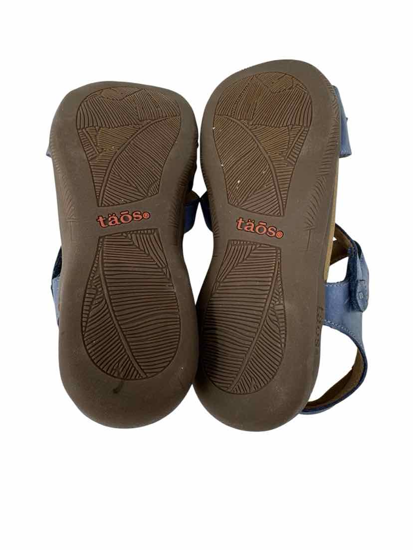 Shoe Size 7 TAOS Blue Leather Sandals