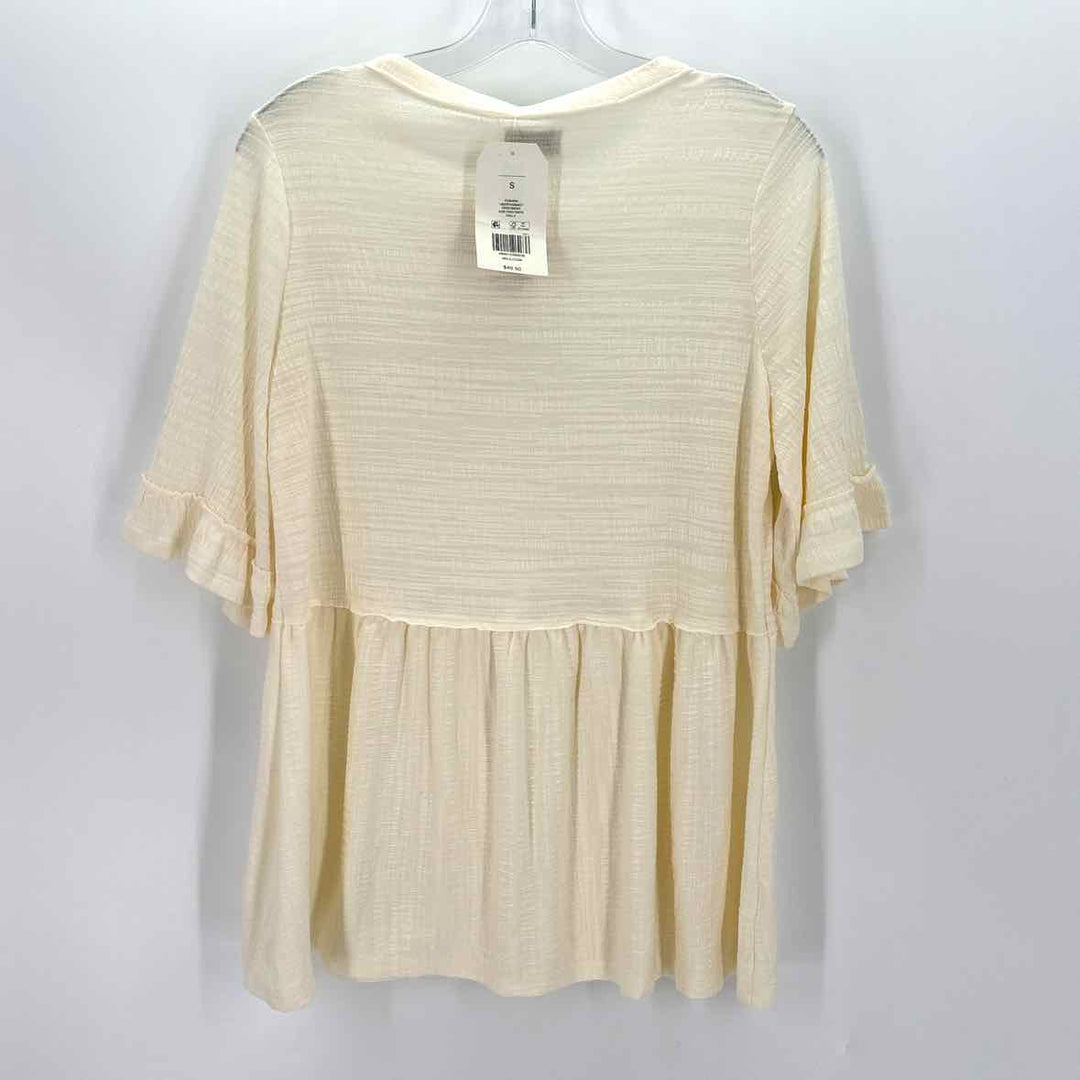 Size S WONDERLY Cream Knit Shirt
