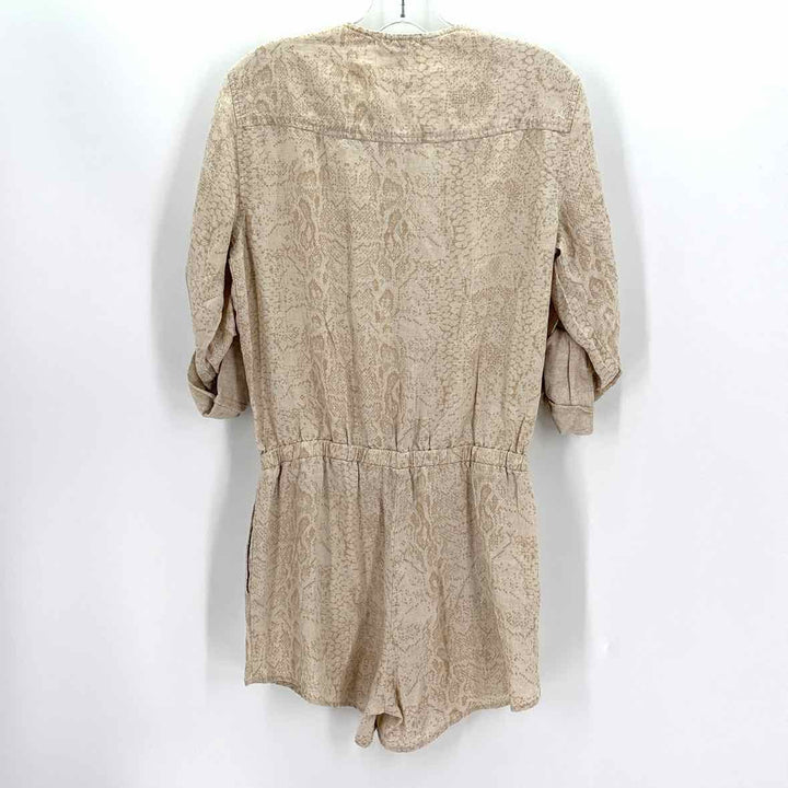 Size S CLOTH & STONE Tan Romper