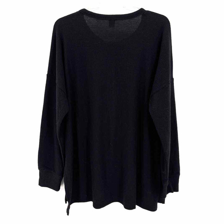 Size L Old Navy Black Knit Sweater