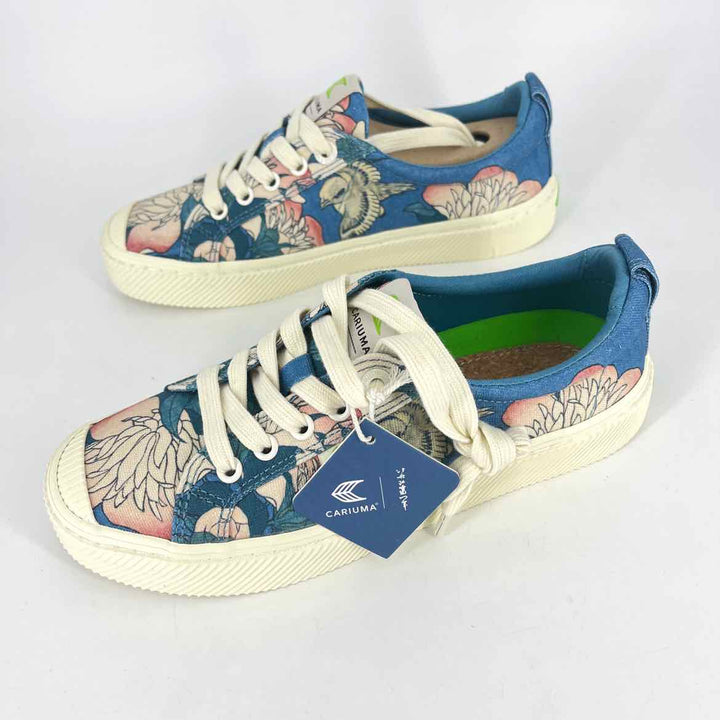 Shoe Size 7 CARIUMA Blue Canvas Sneakers