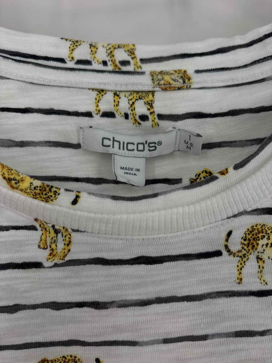 Size M Chico's White Print Shirt