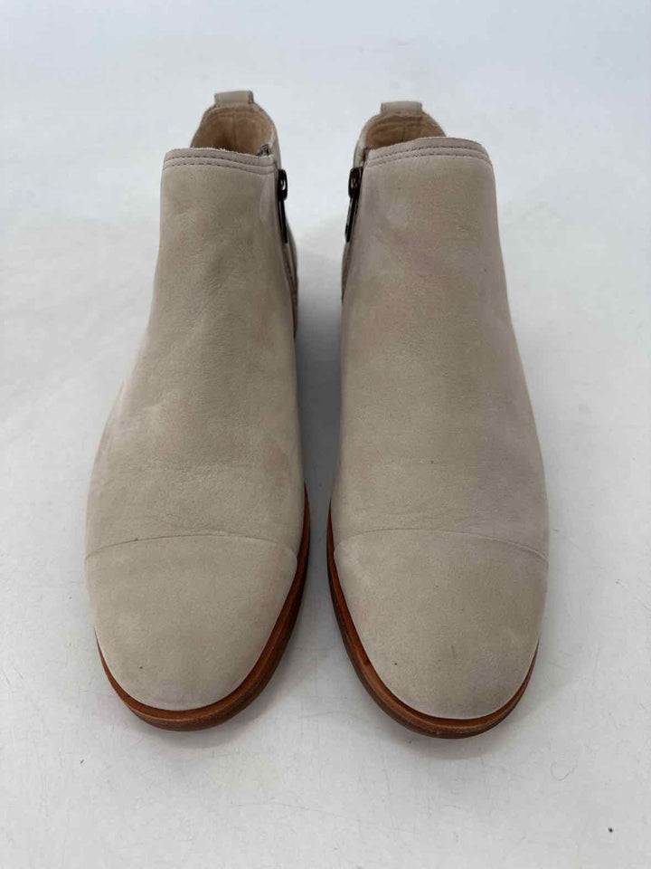 Shoe Size 8 TIMBERLAND Cream Boots