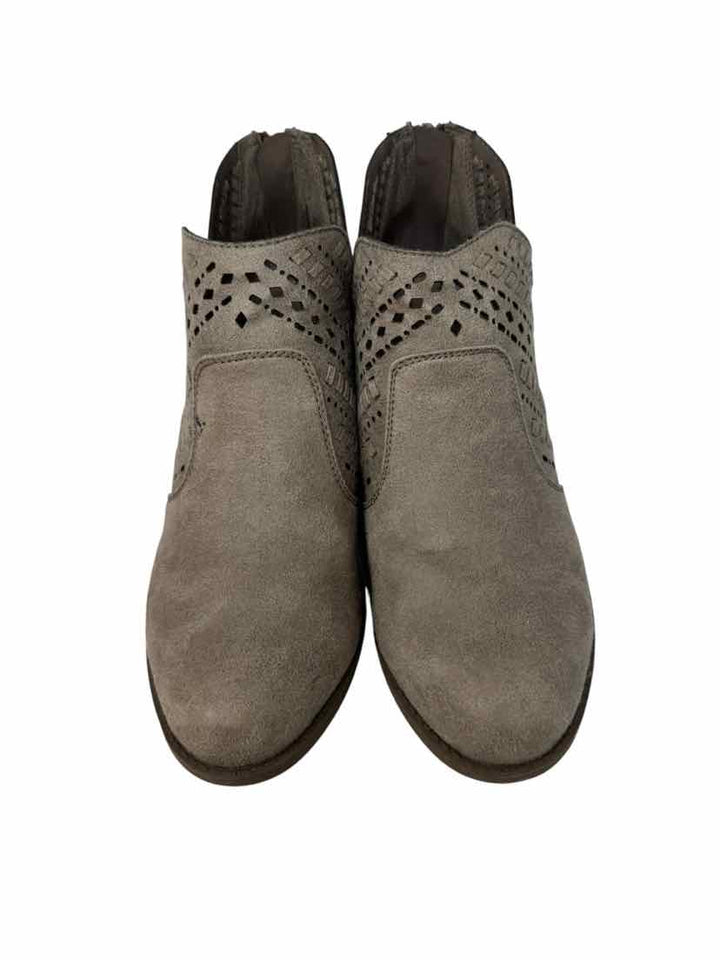 Shoe Size 8 CARLOS Tan Suede Boots