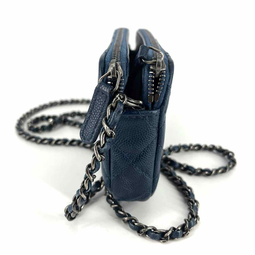 Chanel Luxury - Purse