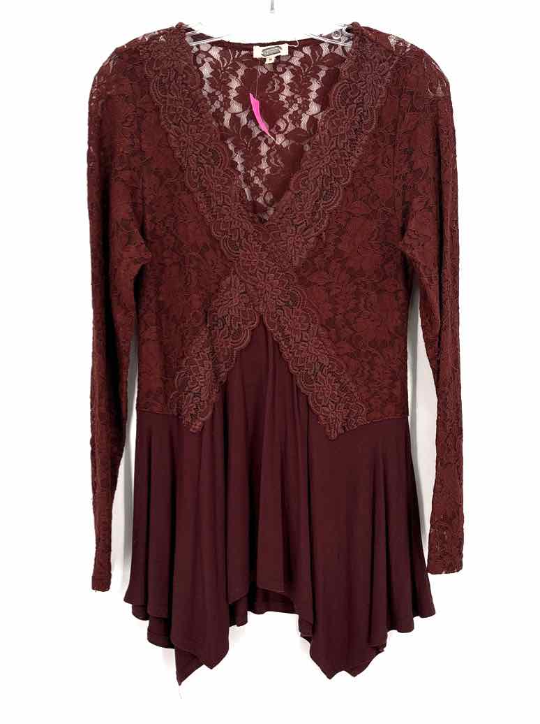 Size M GIMMICKS Burgundy Shirt