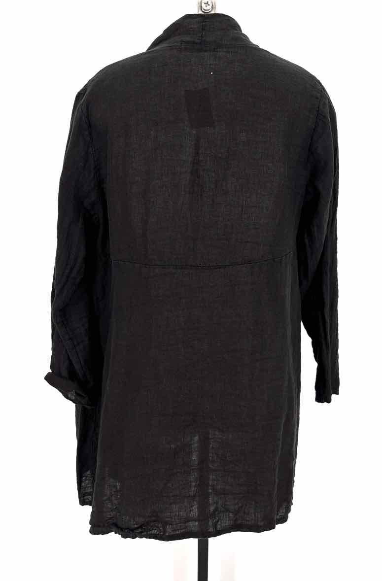 Size M Black Shirt