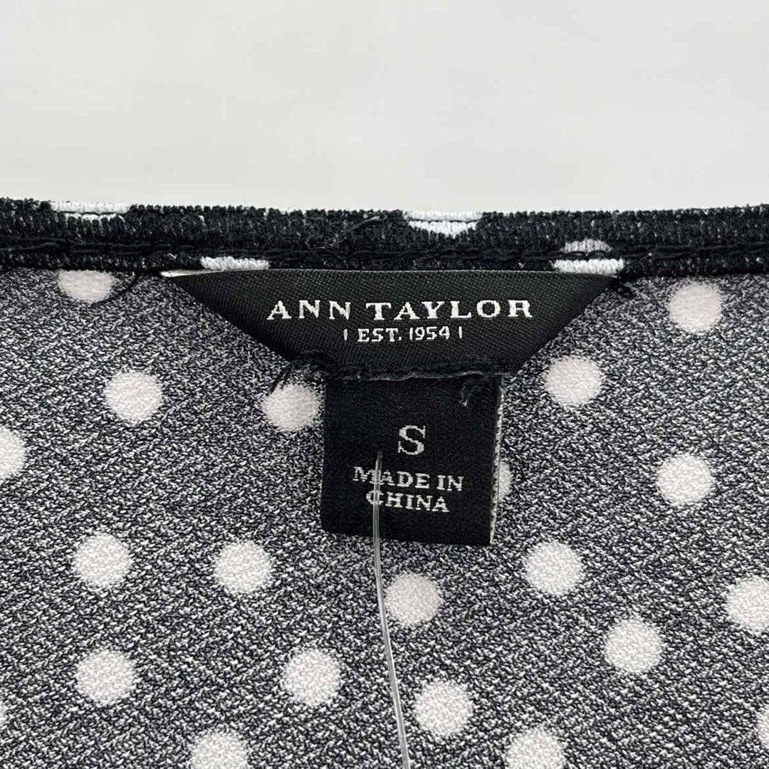 Size S ANN MASHBURN Black/White Shirt
