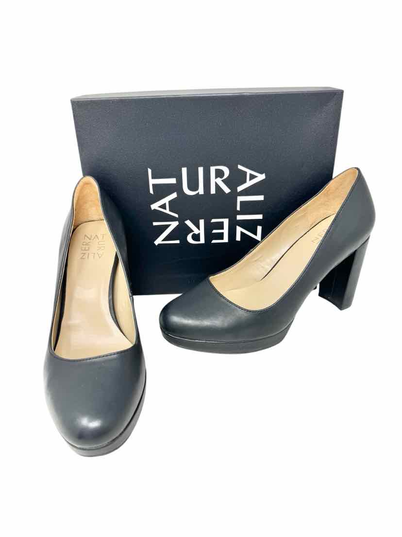 Shoe Size 7.5 Naturalizer Black Heels