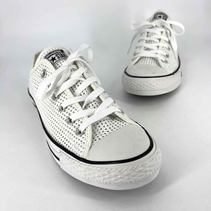 Shoe Size 9 Converse White Sneakers