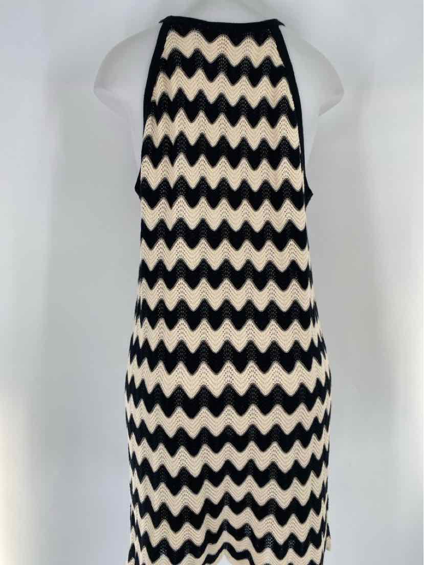 Size L HAUTE HIPPE Black Print Coverup