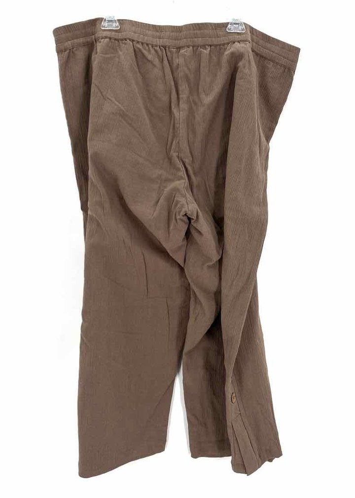Size 2X Green Pants