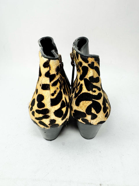 Shoe Size 8 FRANCO SARTO Black Print Boots