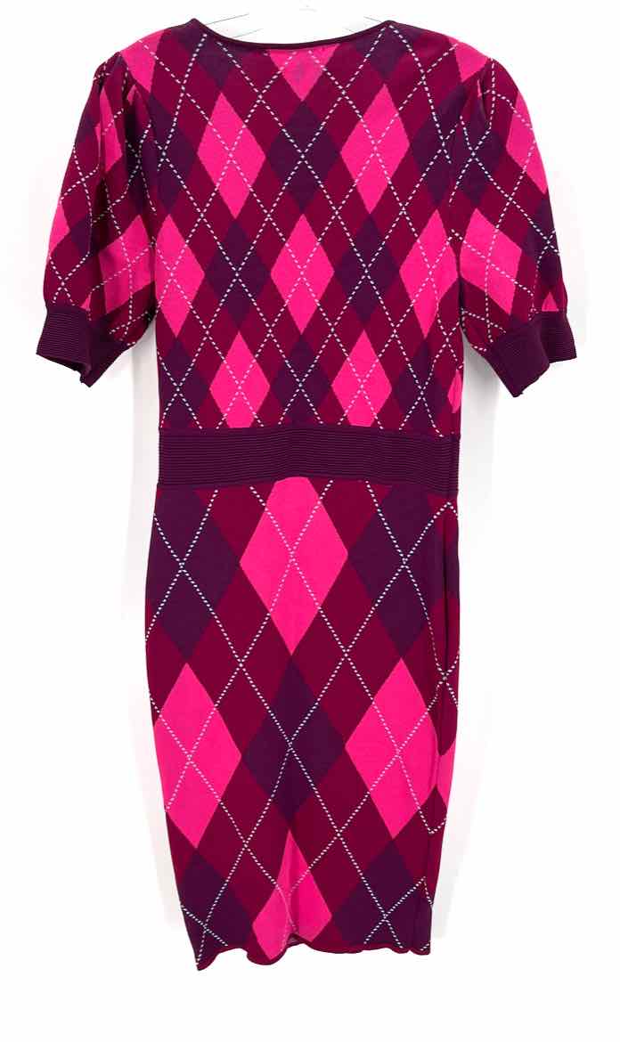 Size M NY & CO Fuschia Knit Dress